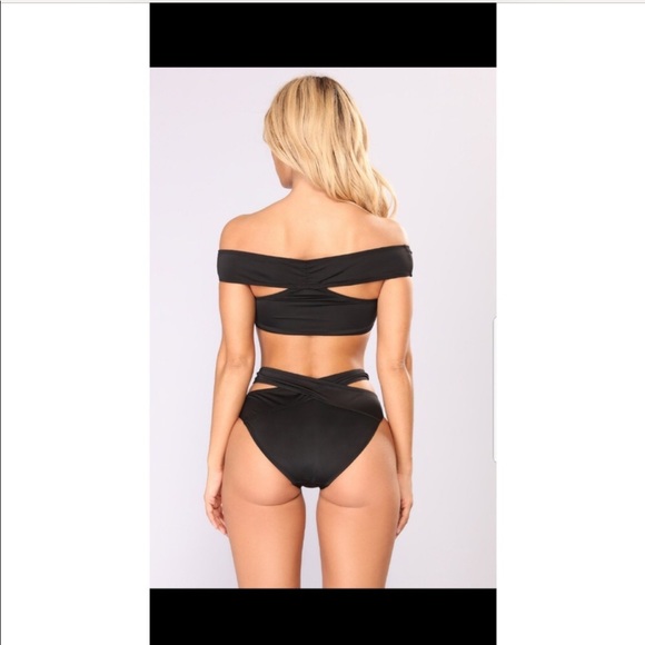 Fashion Nova bikini - Picture 3 of 3